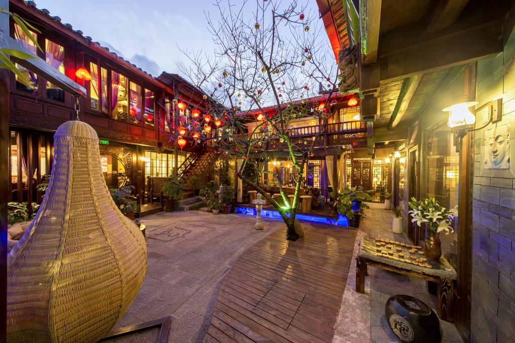 Lijiang Yuntian Palace Hotel ภายนอก รูปภาพ