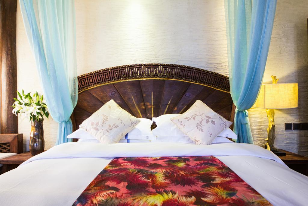 Lijiang Yuntian Palace Hotel ห้อง รูปภาพ