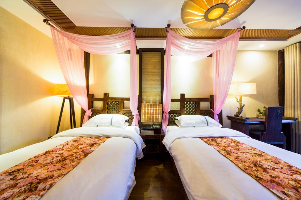 Lijiang Yuntian Palace Hotel ห้อง รูปภาพ